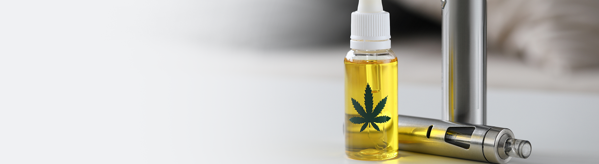 Mechanics of electronic vaporization and e-liquid dynamics